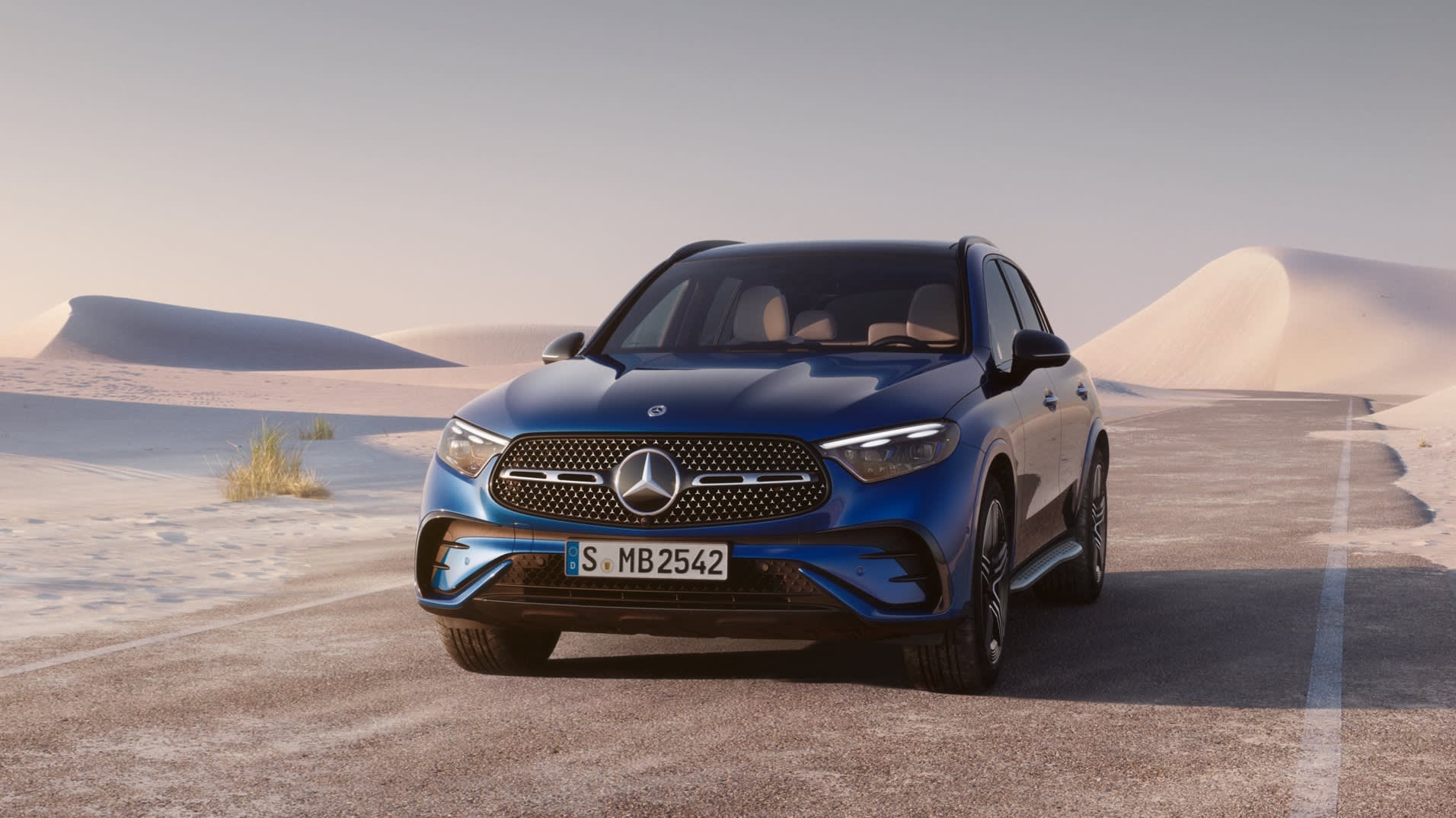 Mercedes Benz GLC 220D AMG Line Premium Plus